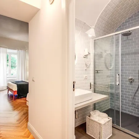 Trastevere 2.0 Oda ve Kahvaltı 4*